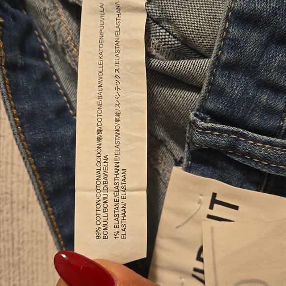 EVIDNT Tangier Step Hem Straight Cropped Jeans Medium Wash Size 30 NWT - Picture 15 of 16